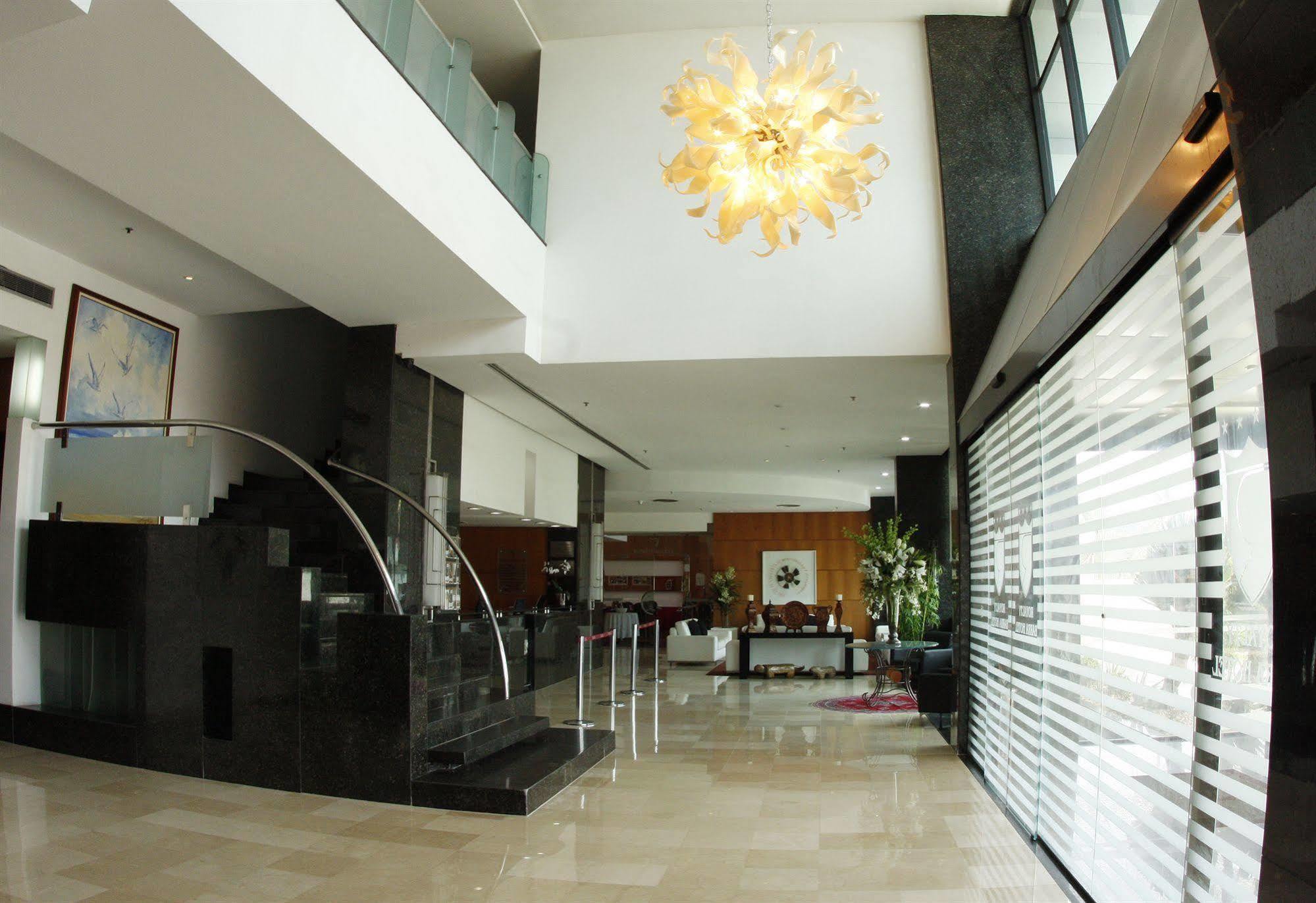 Royalty Barra Hotel Rio de Janeiro Exterior photo
